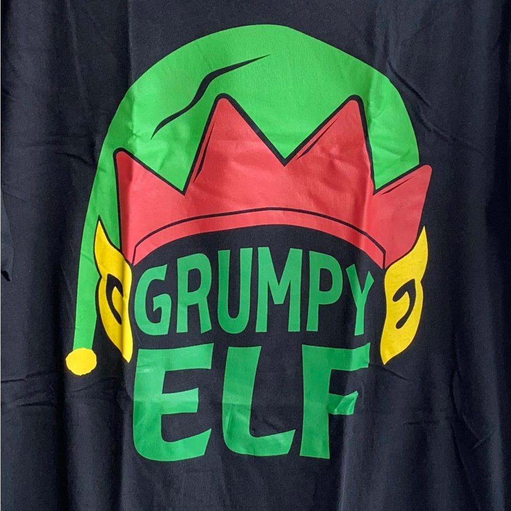 New! Grumpy Elf Black Christmas Funny Holiday T-Shirt Stocking Stuffer Gift M - Picture 2 of 3